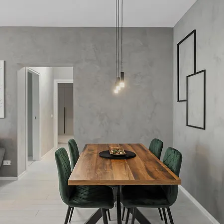 Apartment Ultra-modern & Spacious 2br With Balcony *
