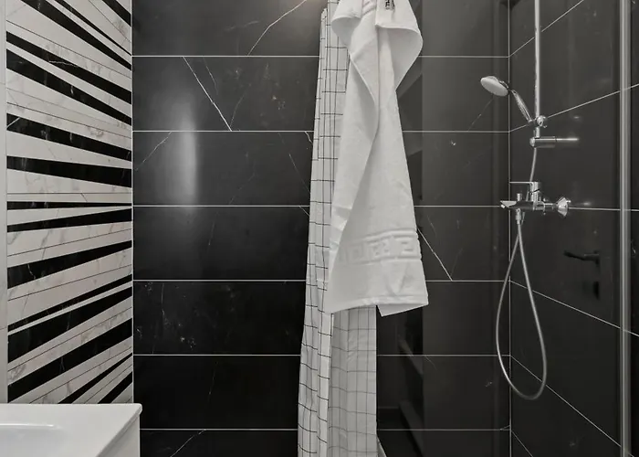 Ultra-modern & Spacious 2br With Balcony Bucureşti