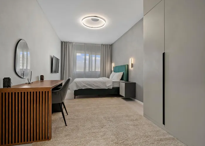 Ultra-modern & Spacious 2br With Balcony דירה בוקרשט