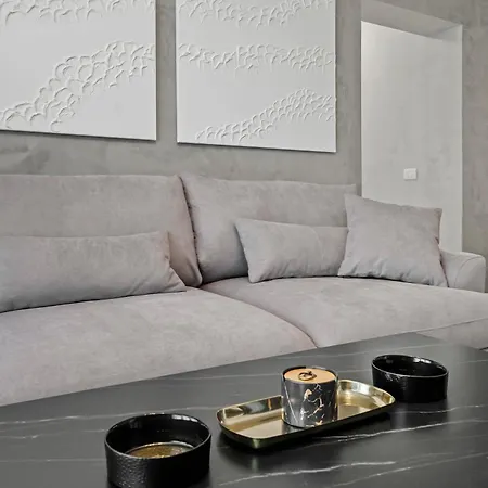 Ultra-modern & Spacious 2br With Balcony Apartamento Bucarest