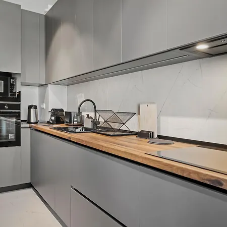 Apartamento Ultra-modern & Spacious 2br With Balcony