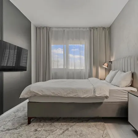 Ultra-modern & Spacious 2br With Balcony Apartamento *