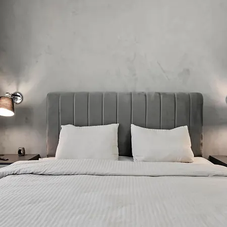 Ultra-modern & Spacious 2br With Balcony * Bucarest