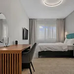 아파트 Ultra-modern & Spacious 2br With Balcony *