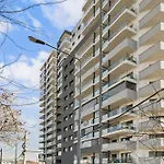 Ultra-modern & Spacious 2br With Balcony 부쿠레슈티