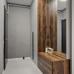 Ultra-modern & Spacious 2br With Balcony * 부쿠레슈티