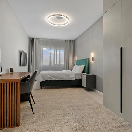 Ultra-modern & Spacious 2br With Balcony Apartment Bukarest