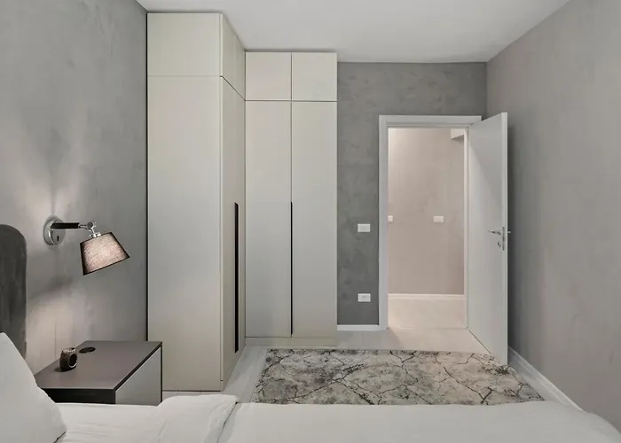 Apartment Ultra-modern & Spacious 2br With Balcony Bukarest