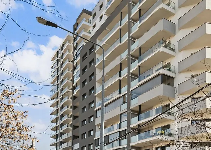 Ultra-modern & Spacious 2br With Balcony Bukarest